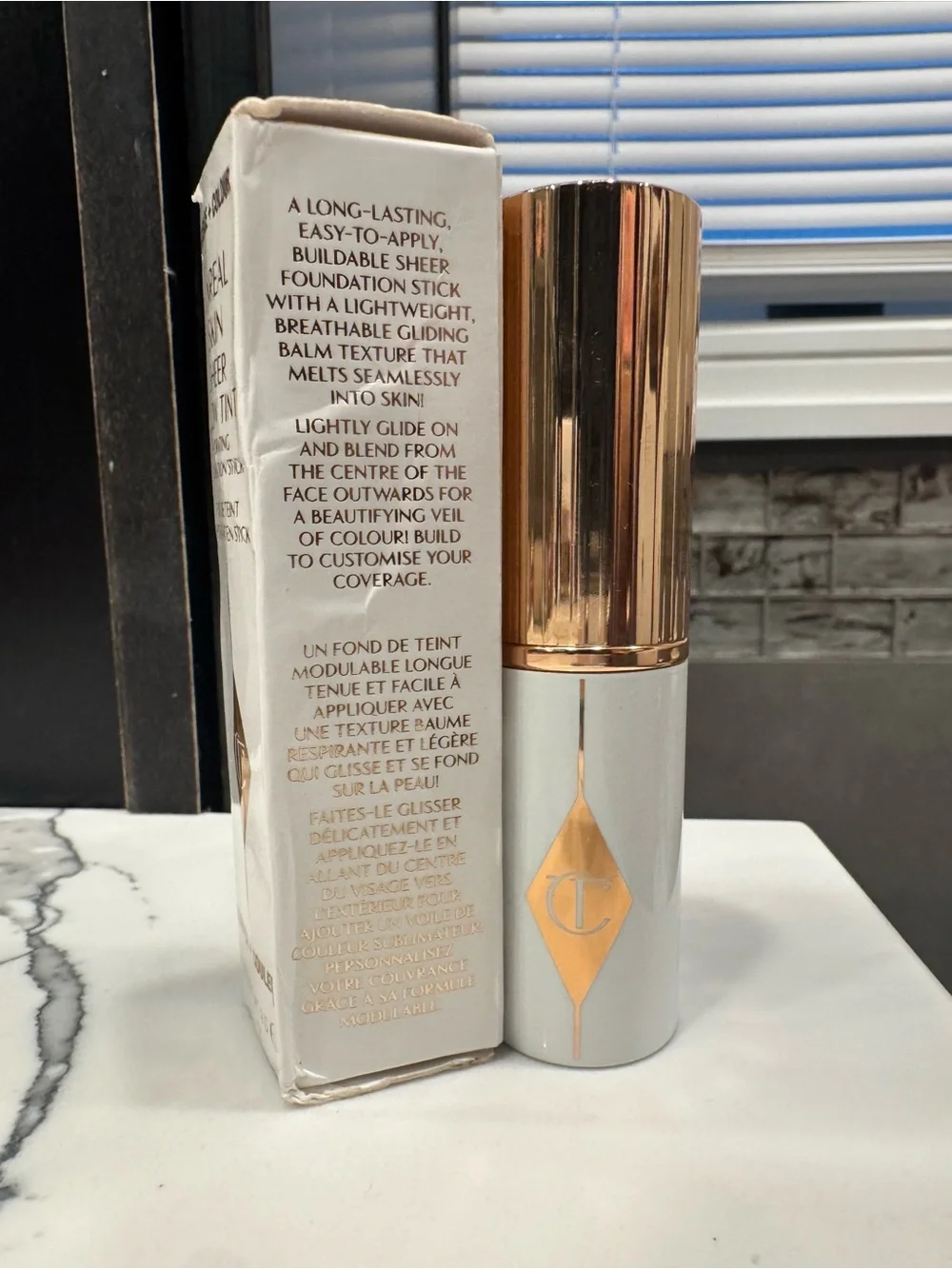 Charlotte Tilbury Unreal Skin Sheer Glow Tint Hydrating Foundation Stick – 5 Med
